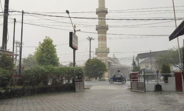 BMKG: Waspada Hujan Lebat di Kalimantan Tengah 31 Jan