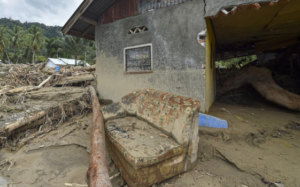 total-1-378-rusak-akibat-banjir-bandang-di-agam