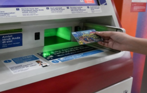 tutorial-top-up-saldo-kmt-memakai-vending-machine