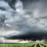 Hujan Lebat Ancam Jawa-Bali