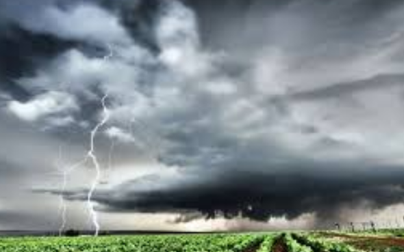 Hujan Lebat Ancam Jawa-Bali