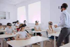 Inovasi Sistem Pembelajaran Digital Di Lingkungan Sekolah